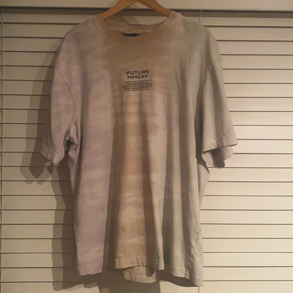 H&M men’s size medium pastel tie dye tshirt, purple green light brown - Picture 2 of 4